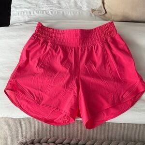Lululemon Hotty Hot HR Lined Short 4”